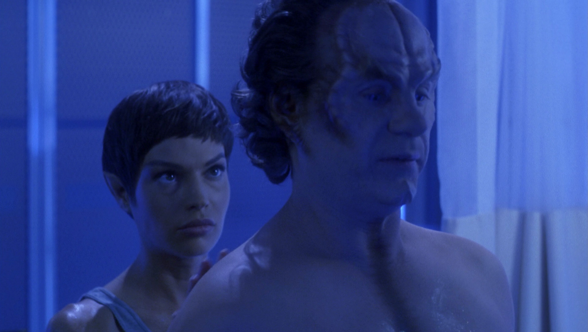 225: &amp;quot;Bounty&amp;quot; - TrekCore &amp;#39;Enterprise&amp;#39; Screencap &amp; Image Gallery