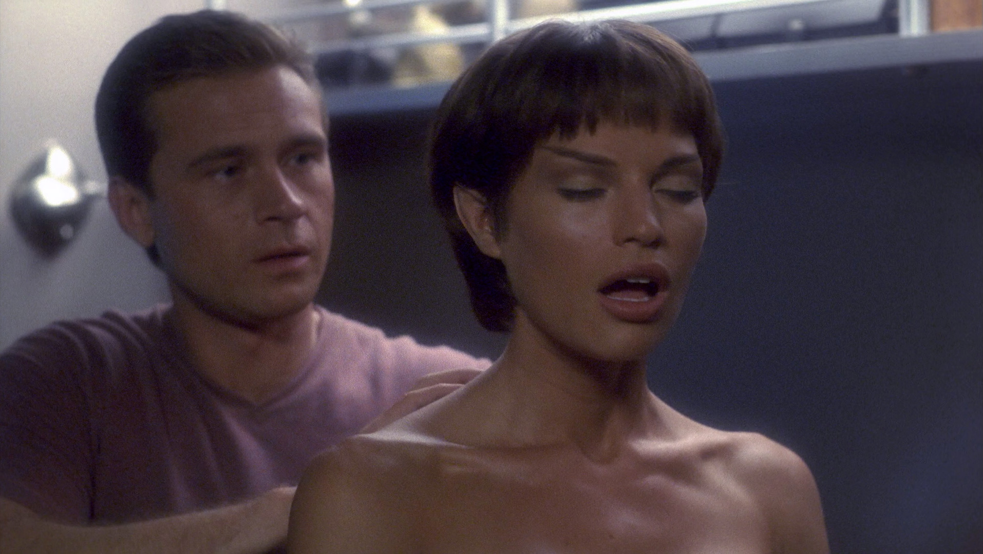 3x01 - The Xindi 